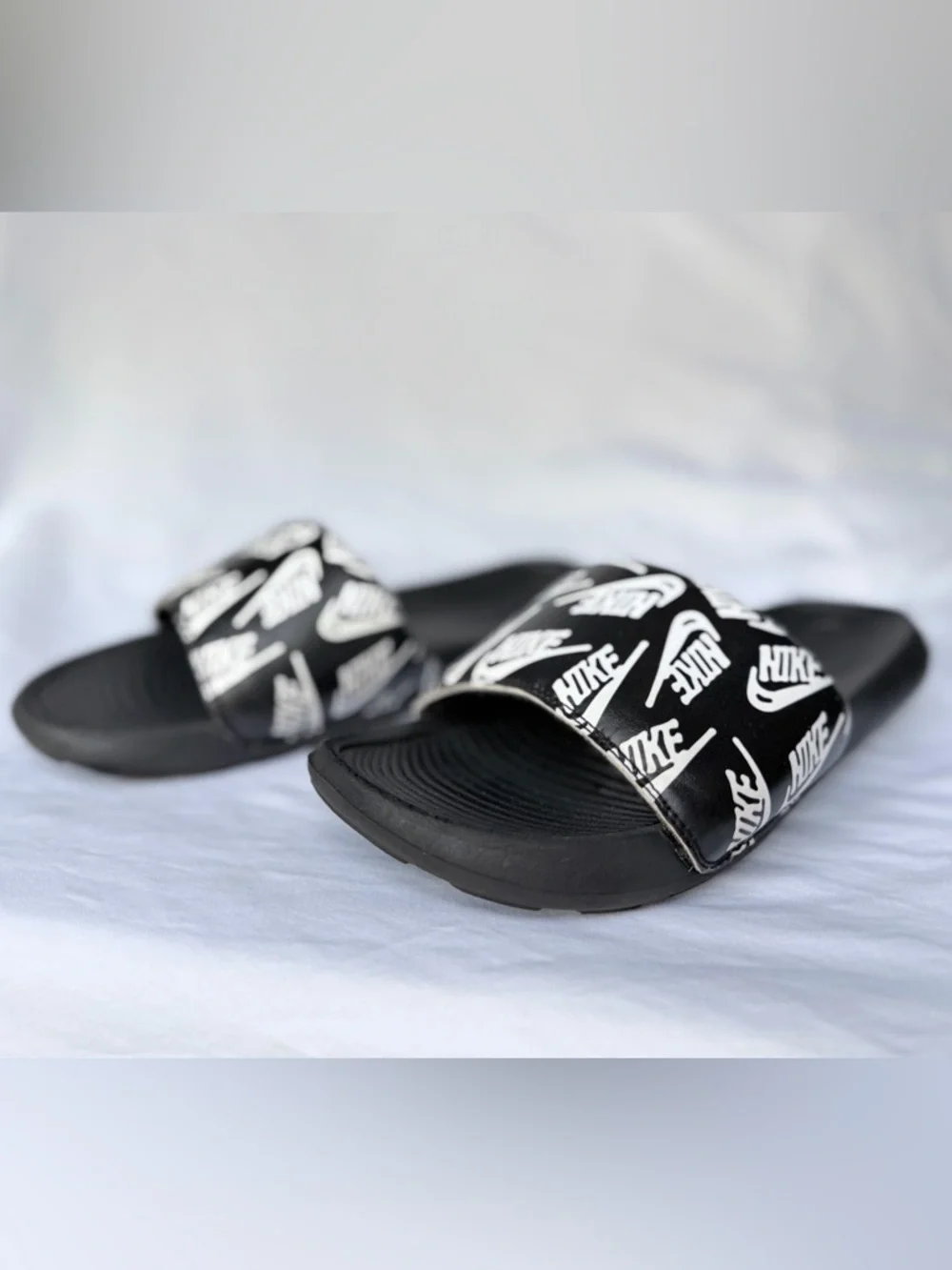 Nike Victori One Men's Printed Slide Sandals